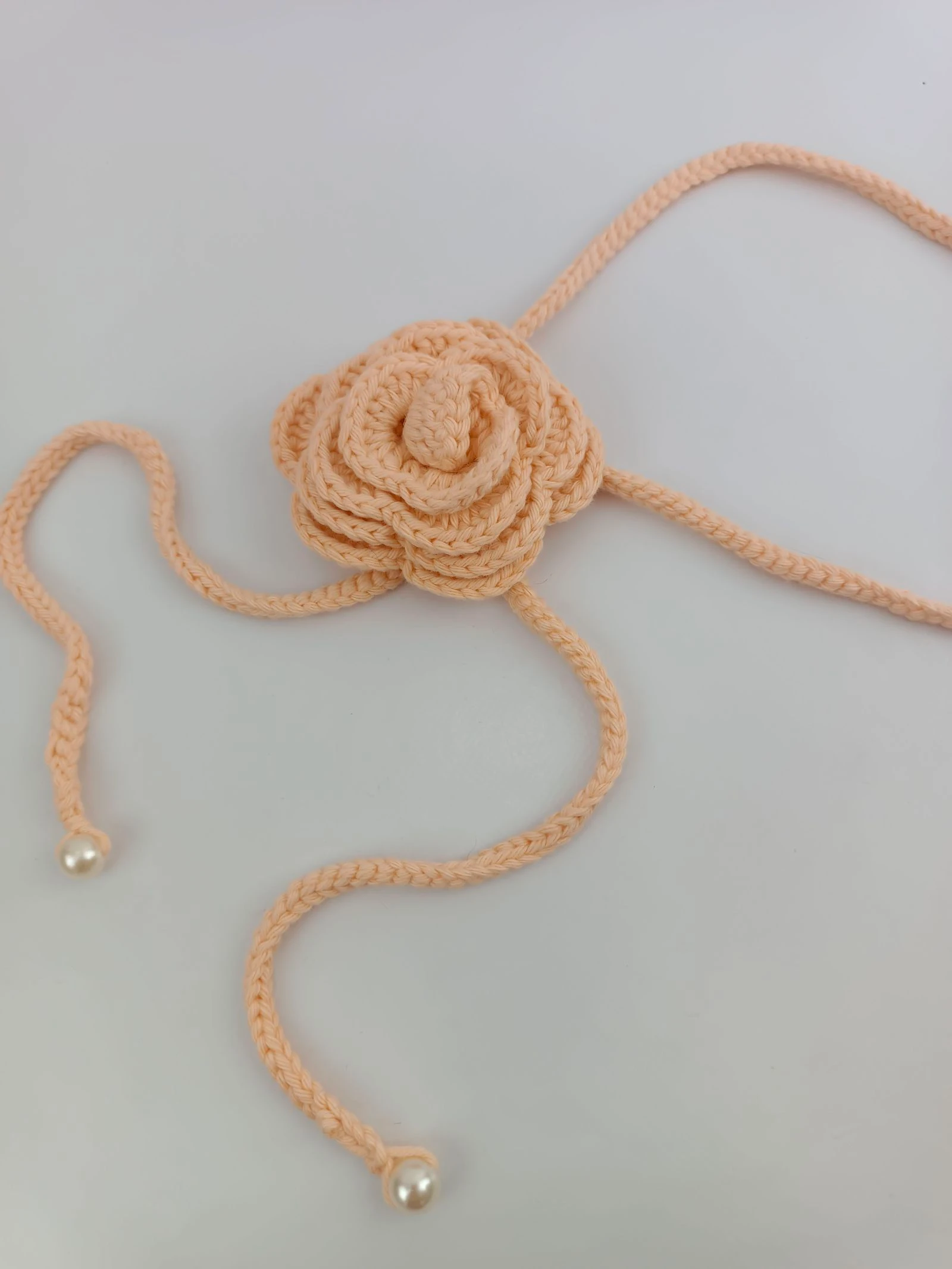 Collar o accesorios para el pelo